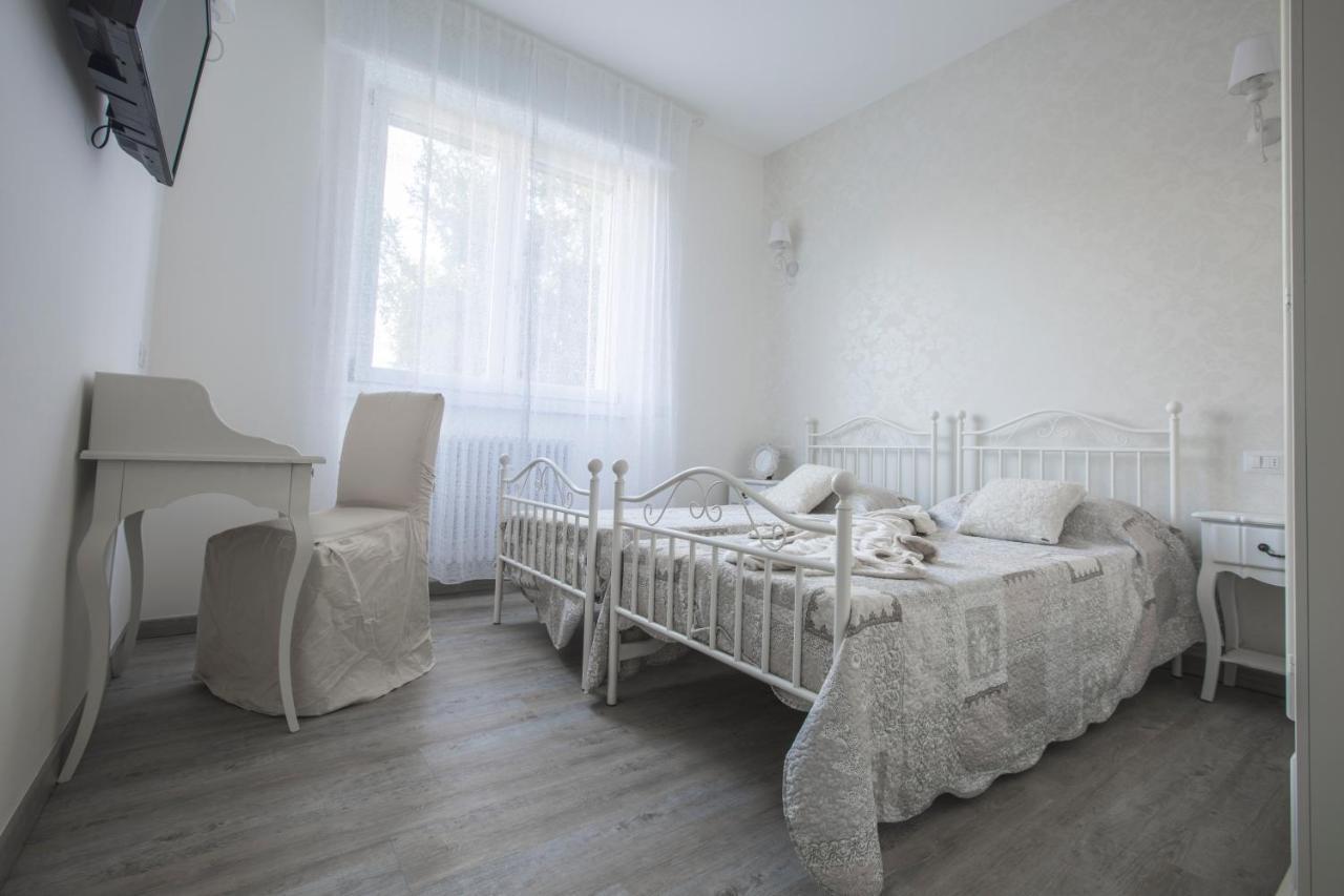 Lilly Chic Monza Bed & Breakfast Eksteriør bilde